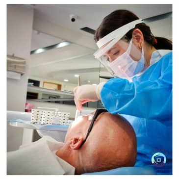 Slider image (3) Ozdemir Dental Center